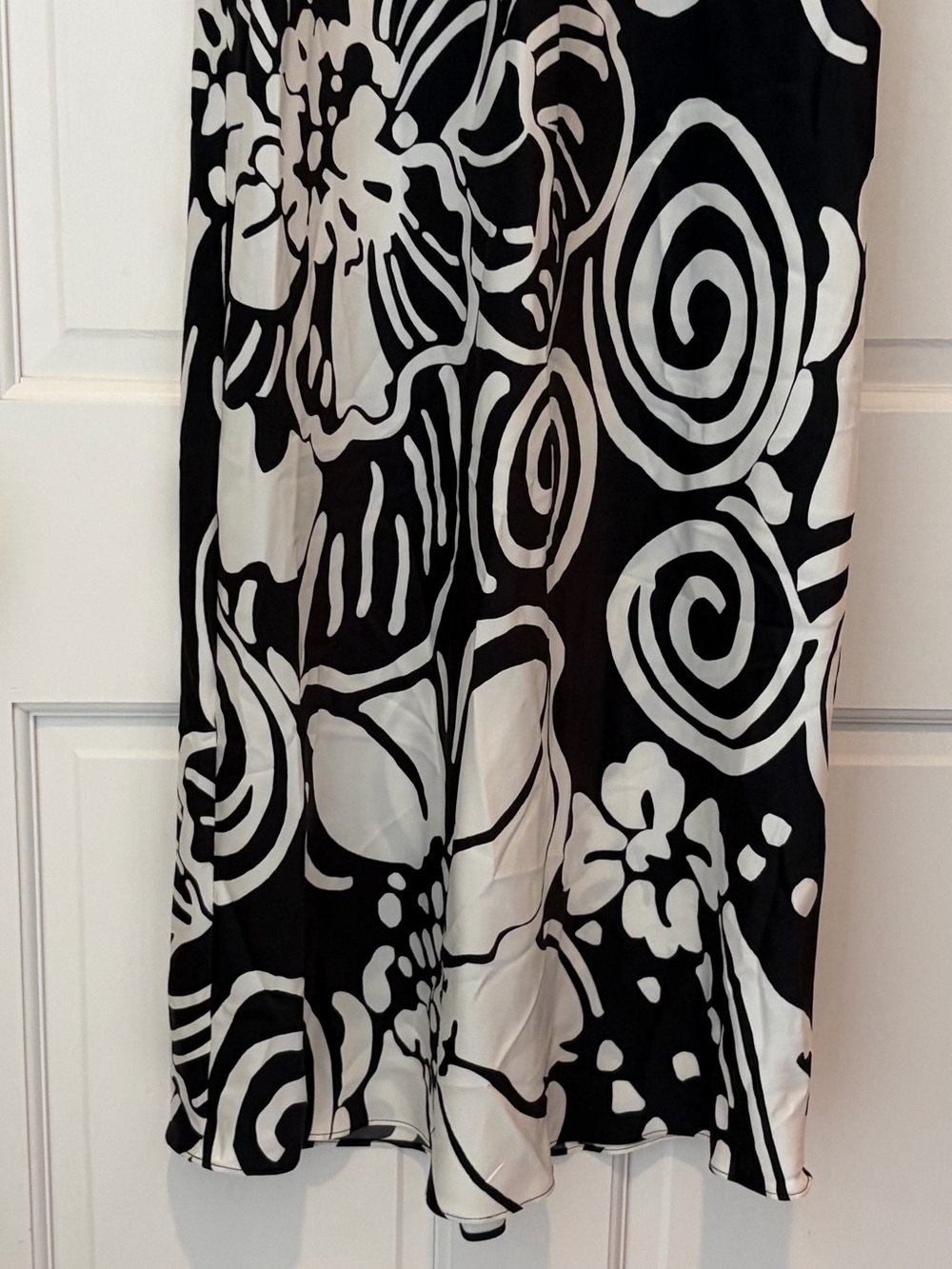 NWT Natori Tuvala Gown - Sleeveless Black & White Floral Maxi Dress - Picture 6 of 10